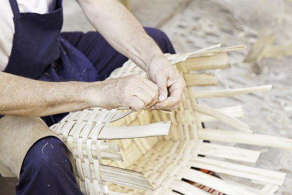 The creative process of how to make a hamper