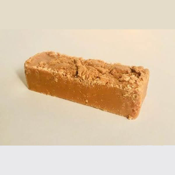 Amy Smiths - Fudge - Biscoff