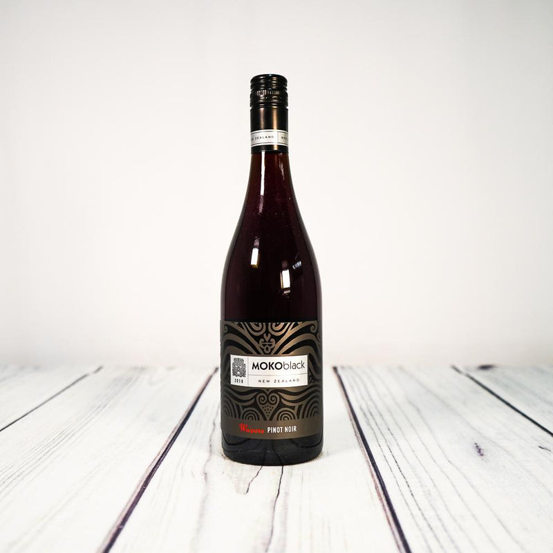 Red Wine - MOKO Black Pinot Noir (New Zeland) 75cl