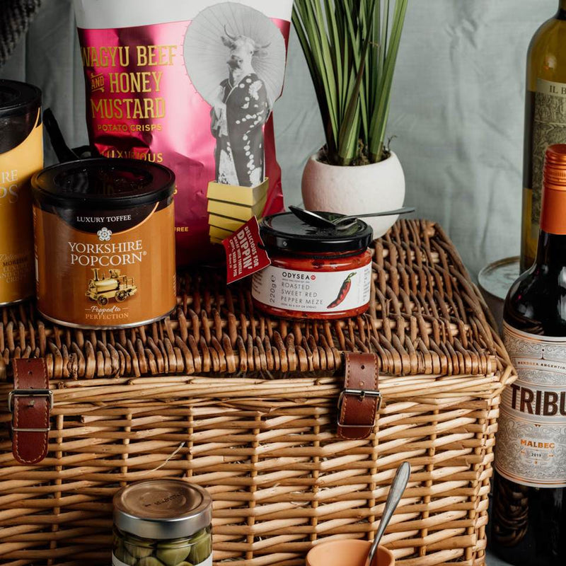 Arrow Fresh Hampers - Wine Fizz and Nibbles